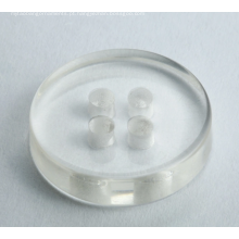 Botões de resina transparentes com alta transmitância de luz